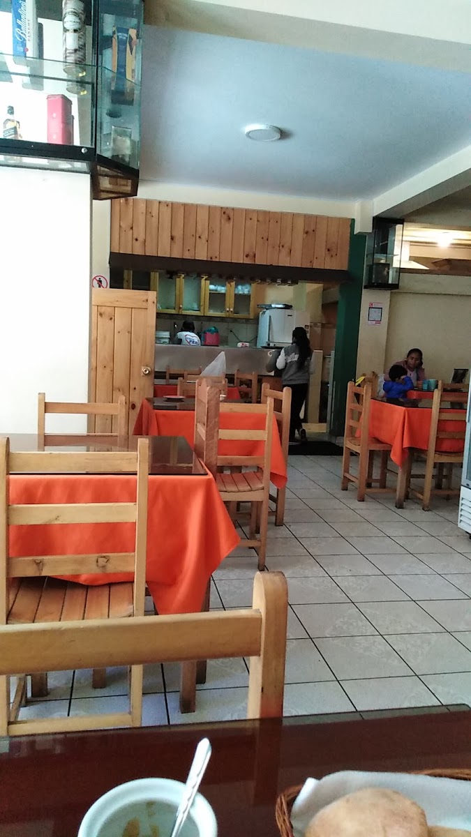 Hostal Turistico, Restaurant Misky Huarac-9